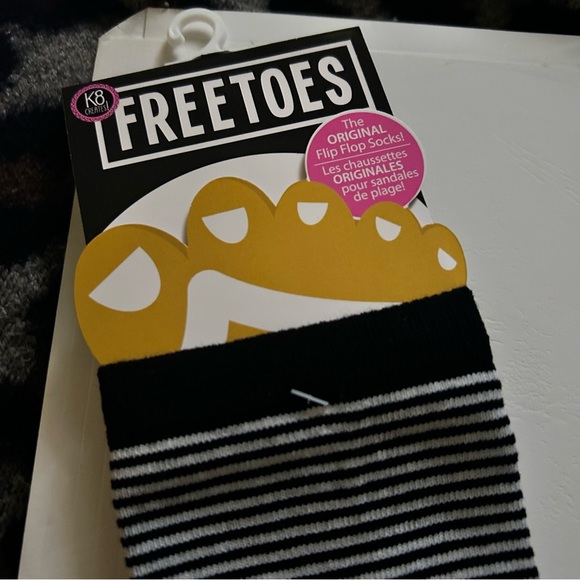 NWT FREE TOES Toeless SOCKS Flip Flop YOGA Exercise PEDICURES Set of 2 - Picture 3 of 6